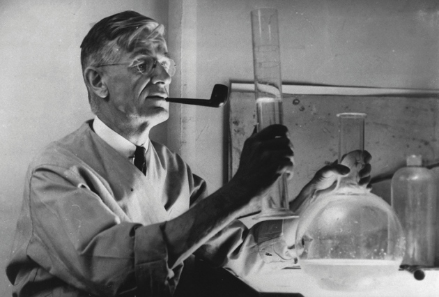 Vannevar and Bush image